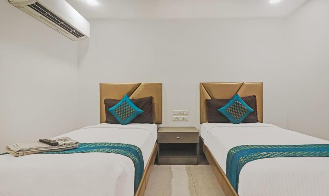 Hotel Ssr Grand Хайдарабад Экстерьер фото