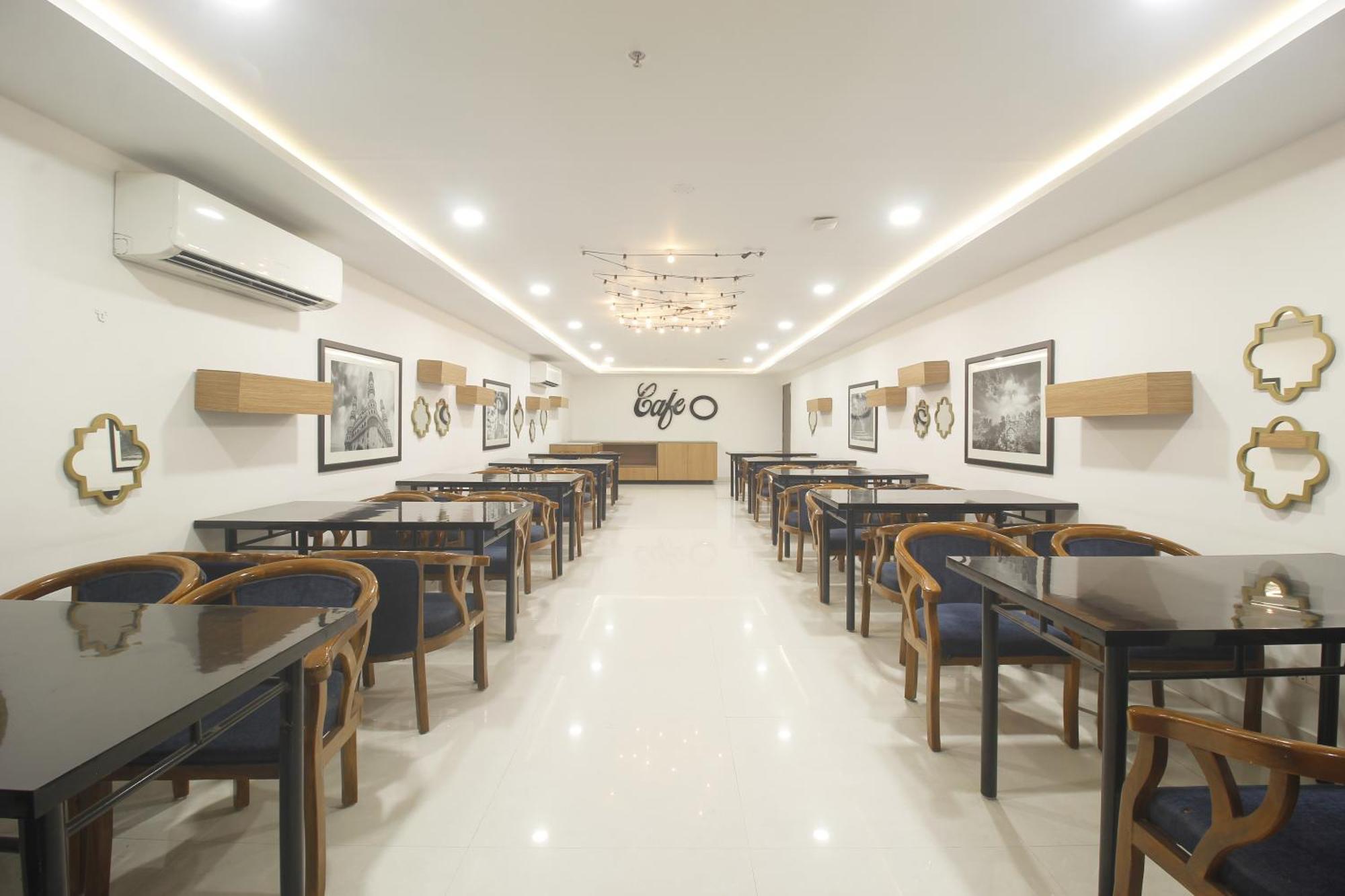 Hotel Ssr Grand Хайдарабад Экстерьер фото
