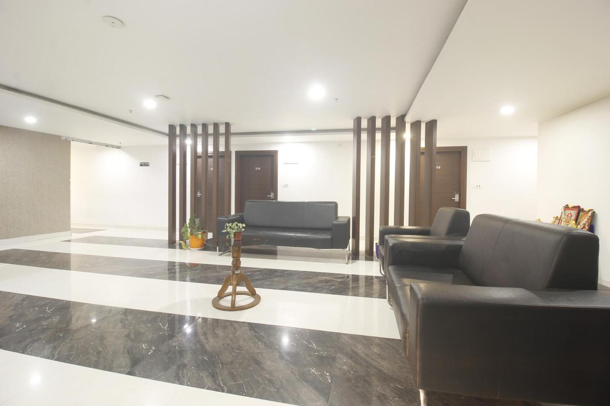 Hotel Ssr Grand Хайдарабад Экстерьер фото